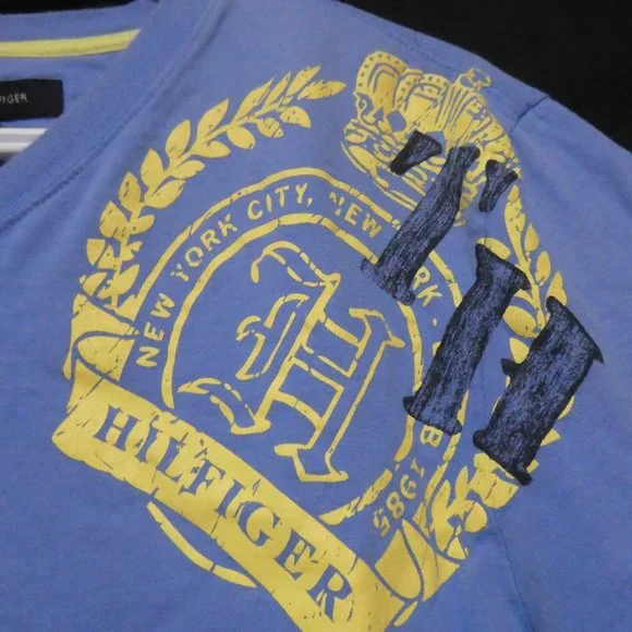 TOMMY HILFIGER | Custom Fit | medium | Light Blue Graphic Tee | 100% Cotton - Picture 5 of 13